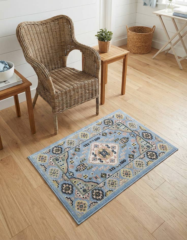 Detail image of 2' x 3' Kamala Washable Rug