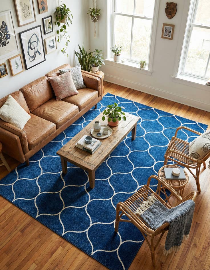 Detail image of 7' x 10' Trellis Frieze Rug