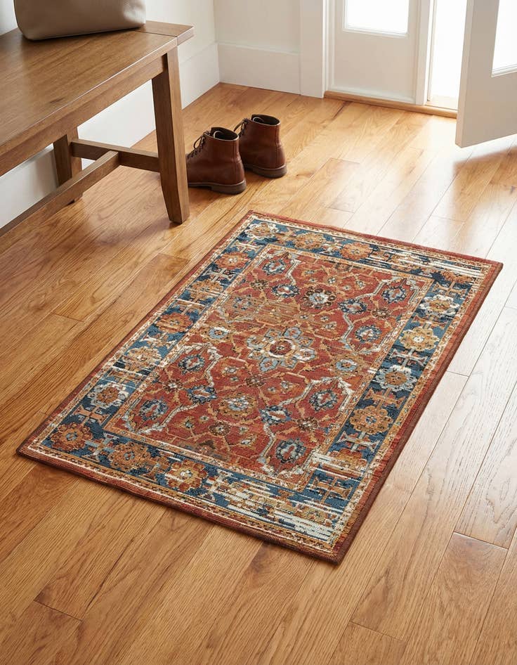 Detail image of 2' x 3' Washable Traditional Indoor / Outdoor Rug