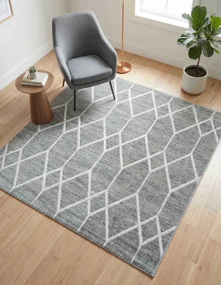 Detail image of 5' 3 x 5' 3 Lattice Trellis Square Rug