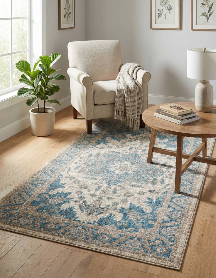 Detail image of 3' 3 x 5' 3 Viola Rug