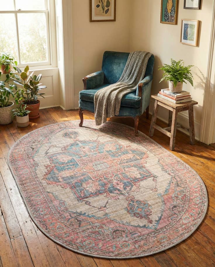 Detail image of 4' x 6' Washable Nostalgia Oval Rug