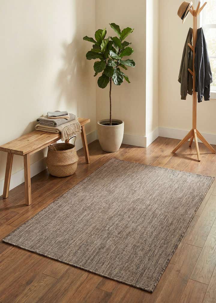 3' 1 x 5' 3 Easy-Clean Solid Indoor / Outdoor Rug