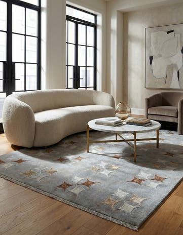 5' 6 x 8' Hand Knotted Darya Wool Rug