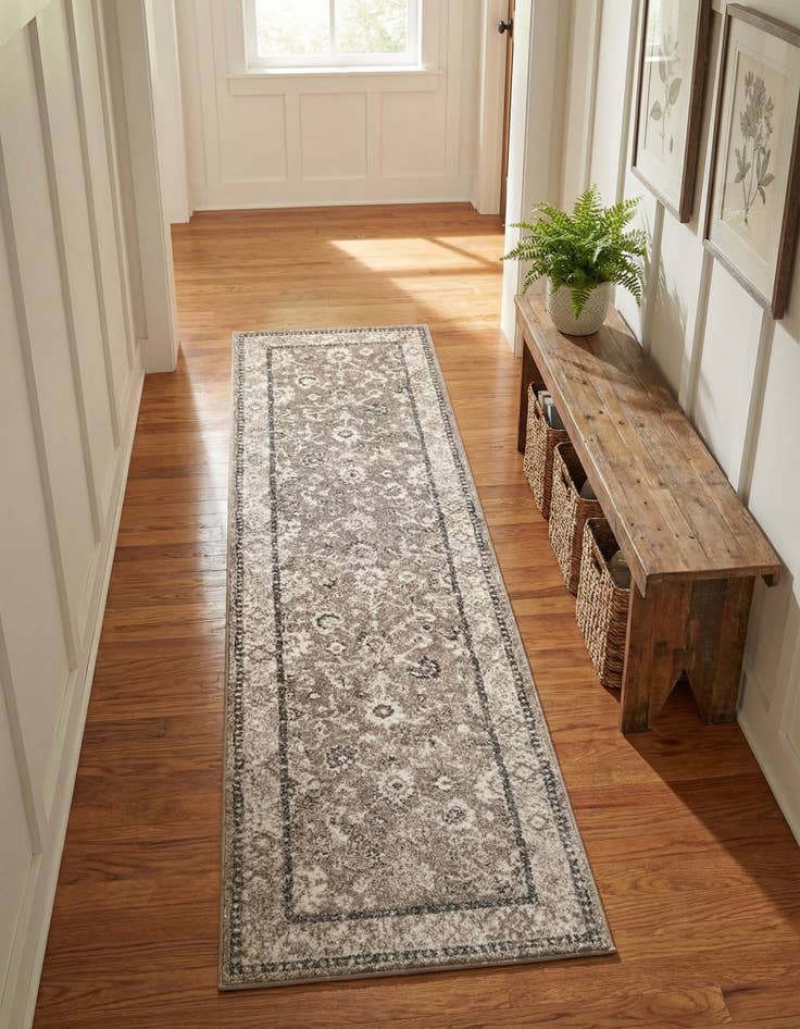 Detail image of 2' 7 x 10' Carrington Runner Rug