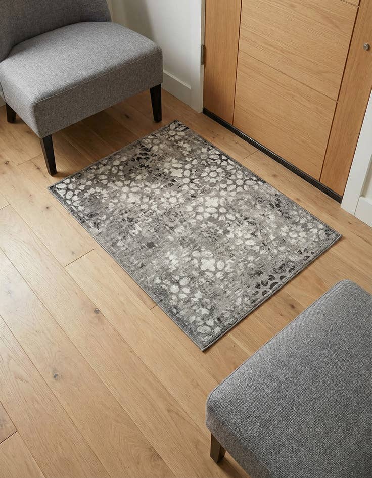 Detail image of 2' x 3' Monaco Rug