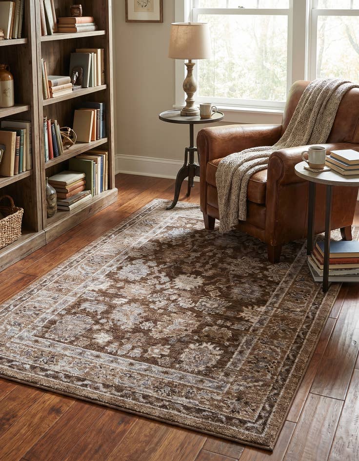 Detail image of 4' x 6' 3 Grand Tradition Rug
