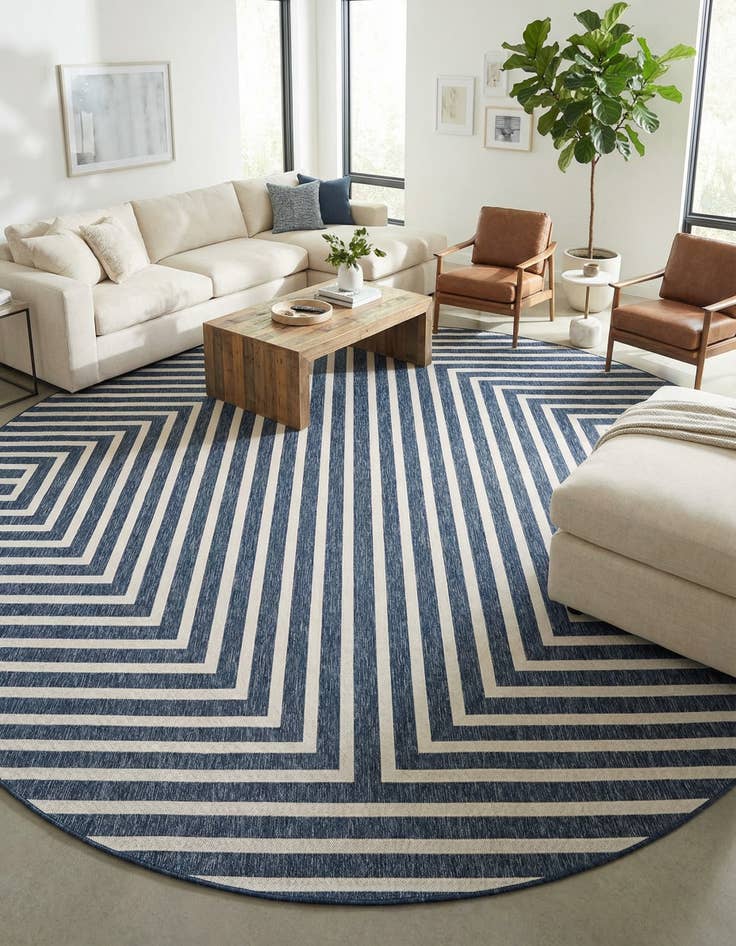 Detail image of 13' x 13'  Washable Modern Indoor / Outdoor Round Rug