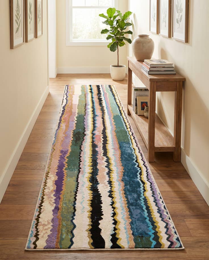 Detail image of 2' 7 x 12' Easy-Clean Modern Indoor / Outdoor Runner Rug
