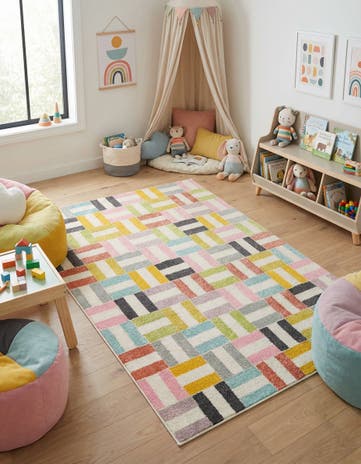4' x 6' Checkered Whimsy Kids Rug
