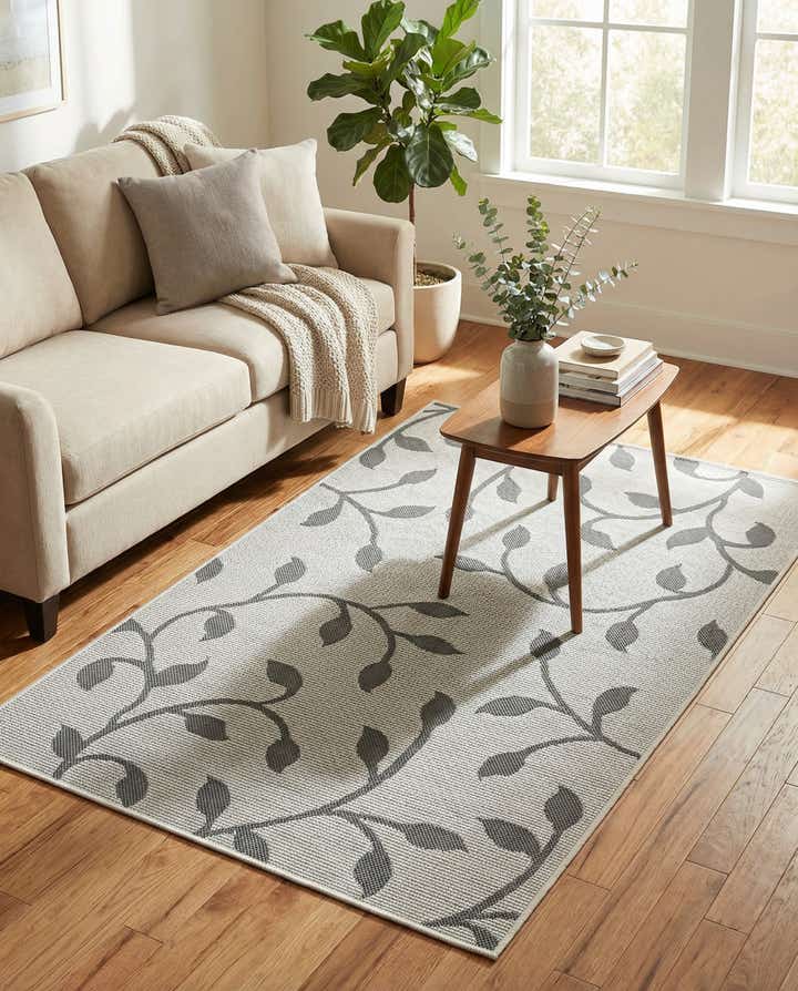 3' 3 x 5' Easy-Clean Botanical Indoor / Outdoor Rug