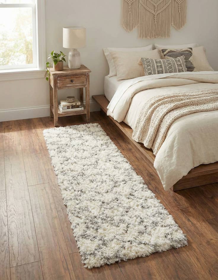 Detail image of  2' x 6' Infinity Shag Runner Rug