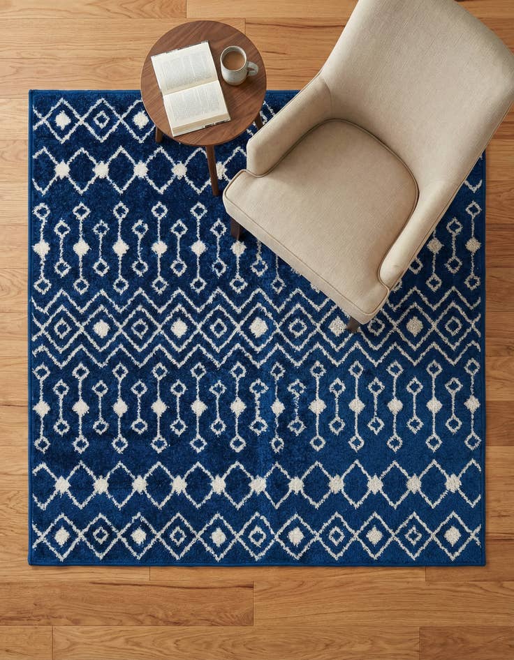 Detail image of 4' x 4' Moroccan Trellis Square Rug