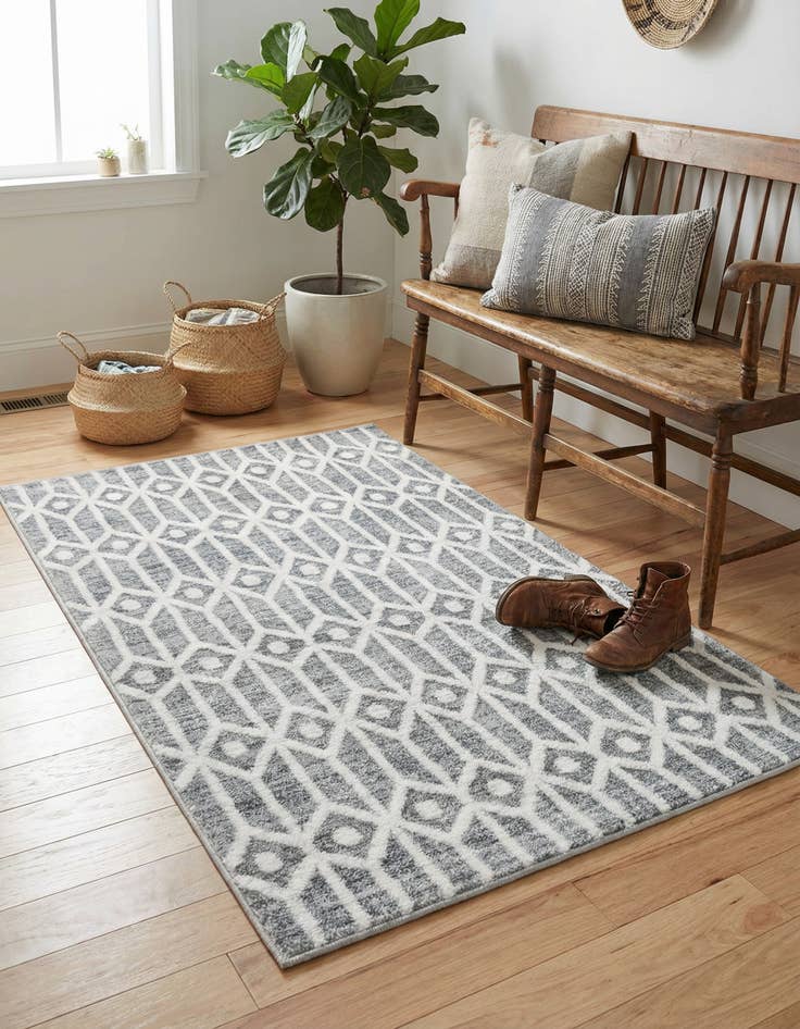 Detail image of 3' 3 x 5' 3 Lattice Trellis Rug