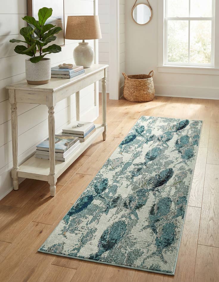 Detail image of 2' 2 x 6' 7 Washable Amalfi Runner Rug