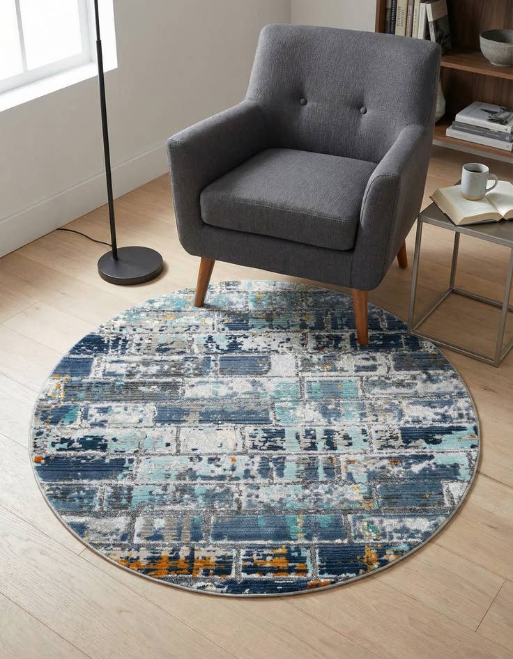 Detail image of 3' 7 x 3' 7 Malibu Round Rug