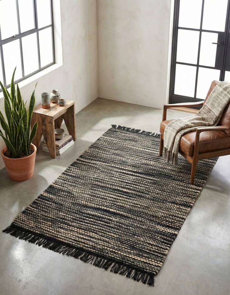 Detail image of 4' 1 x 6' 1  Hand Woven Chunky Jute Rug