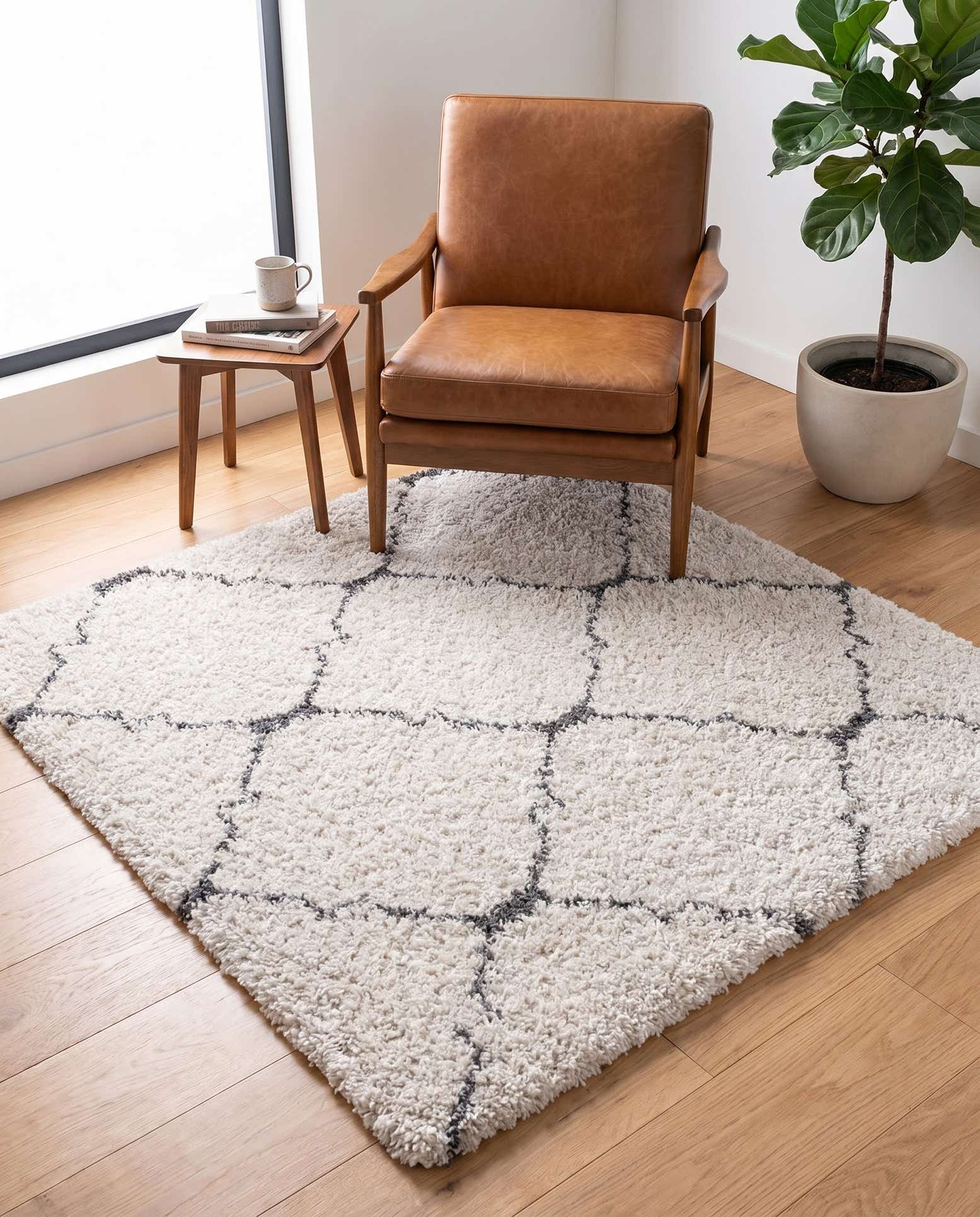 5' 3 x 5' 3 Moroccan Shag Square Rug