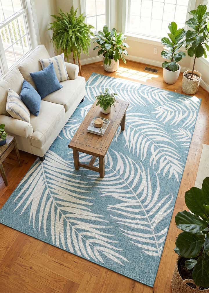 5' 3 x 8' Easy-Clean Botanical Indoor / Outdoor Rug