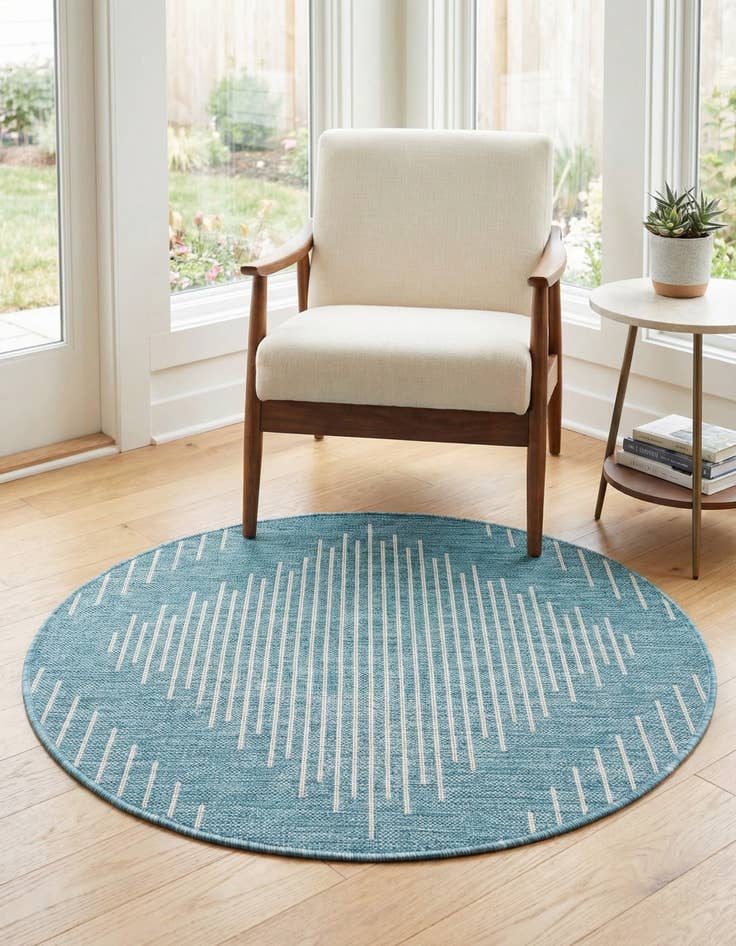 Detail image of 3' x 3'  Washable Modern Indoor / Outdoor Round Rug