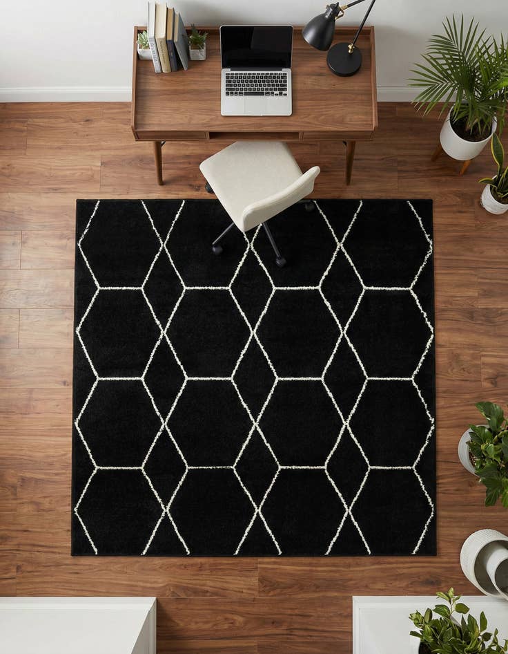 Detail image of  5' 3 x 5' 3 Lattice Frieze Square Rug