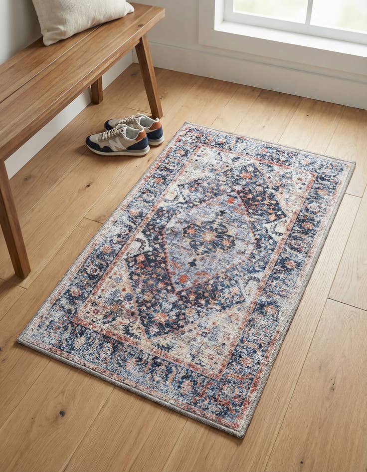 Detail image of 2' x 3'  Washable Yara Rug