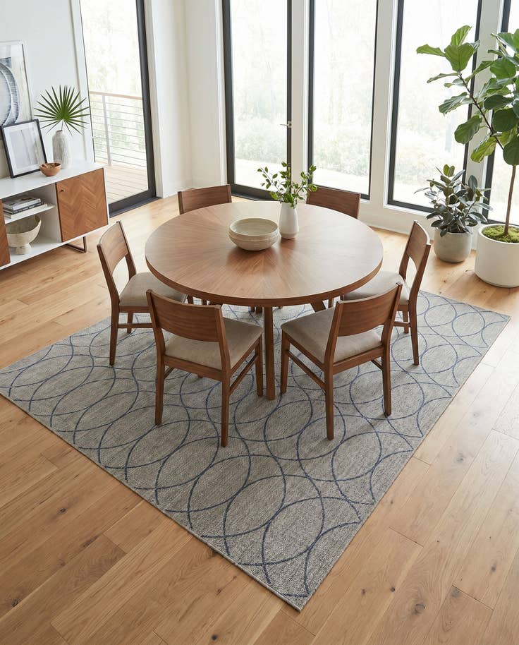 Detail image of 10' x 10' Easy-Clean Trellis Indoor / Outdoor Square Rug
