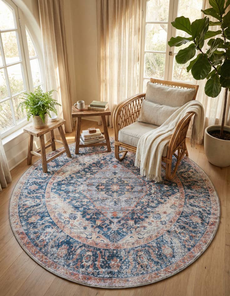 Detail image of 7' 10 x 7' 10  Washable Yara Round Rug
