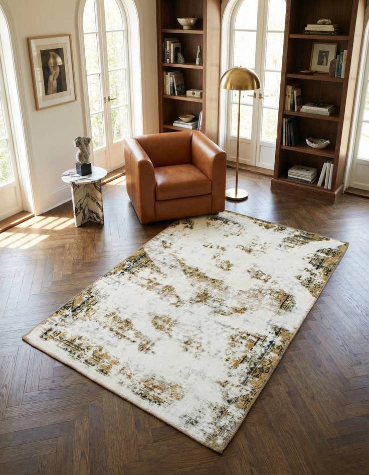 Detail image of 3' 10 x 6' Hand Knotted Ultra Vintage Persian Wool Rug