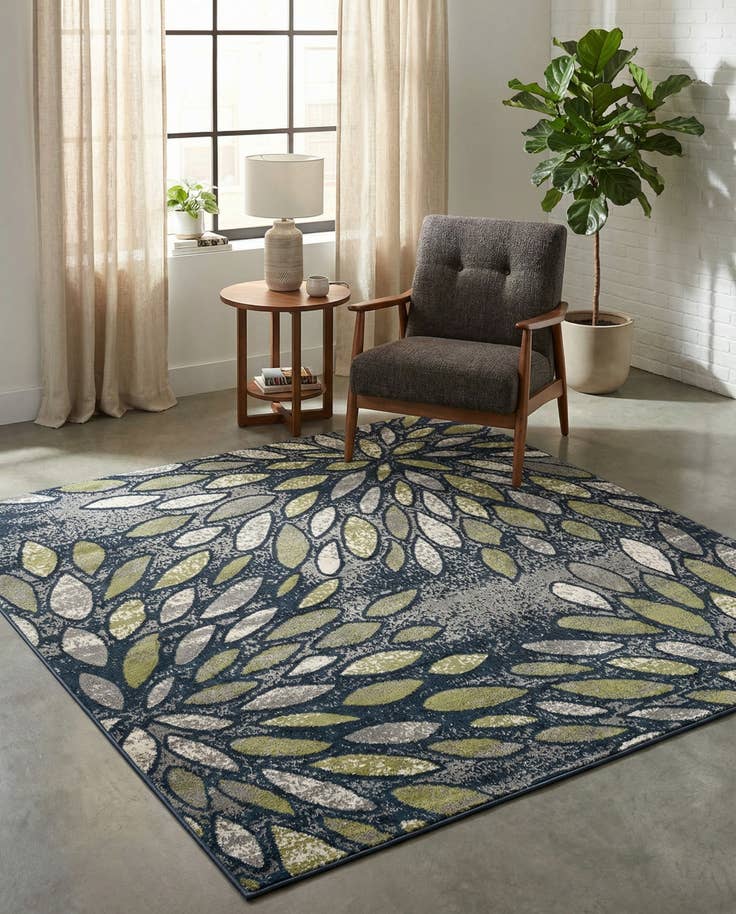 Detail image of 7' x 7' Charleston Square Rug