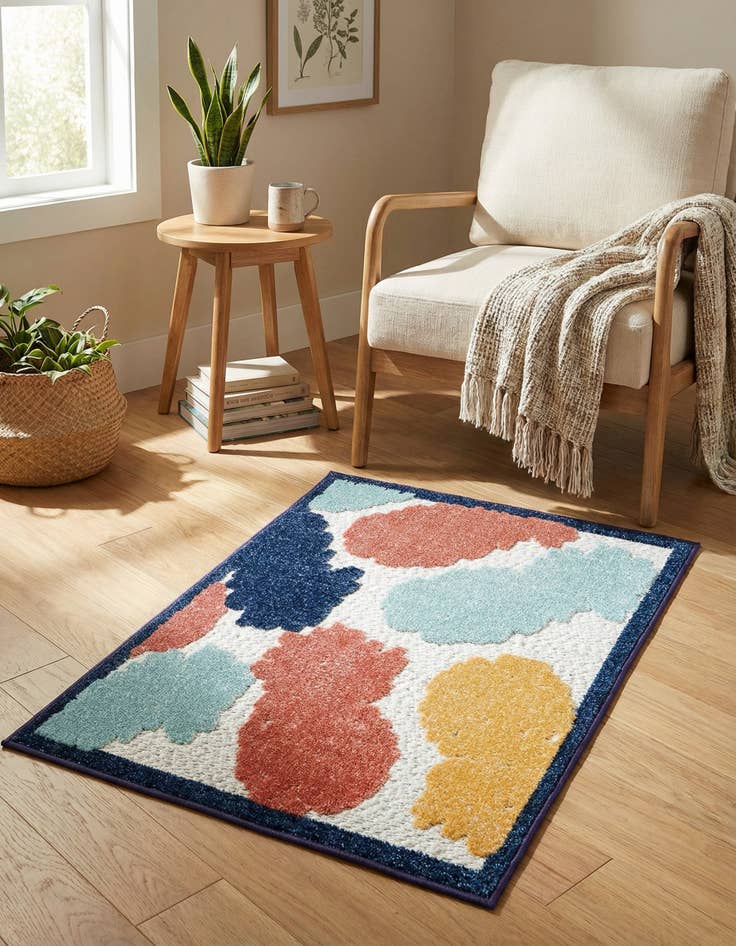 Detail image of 2' x 3'  Washable Belize Indoor / Outdoor Rug