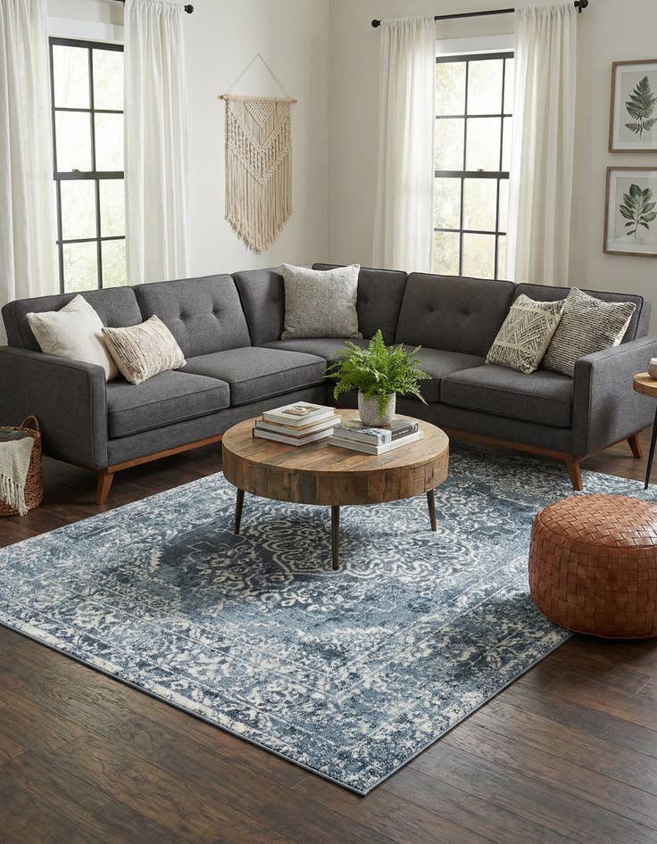 Detail image of 6' x 9' Oxford Rug