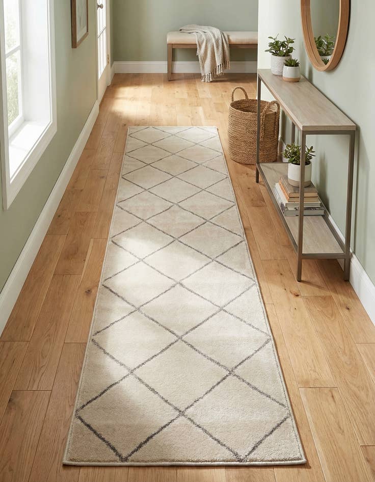 Detail image of 2' x 8' Vogue Geo Runner Rug