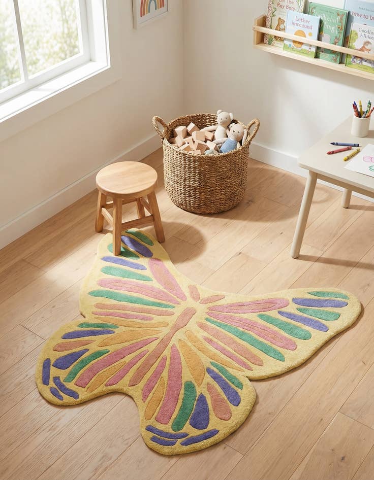 Detail image of 3' 4 x 3' 11 Playtime Kids Wool Freeform Rug