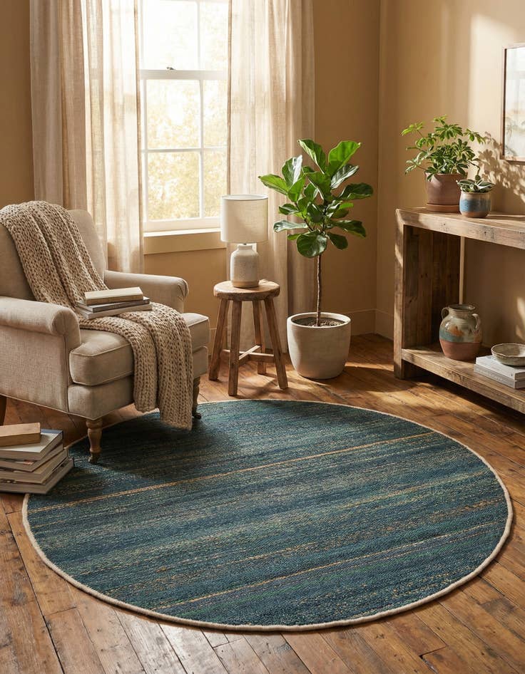 Detail image of 5' 3 x 5' 3  Hand Woven Palm Beach Jute Round Rug