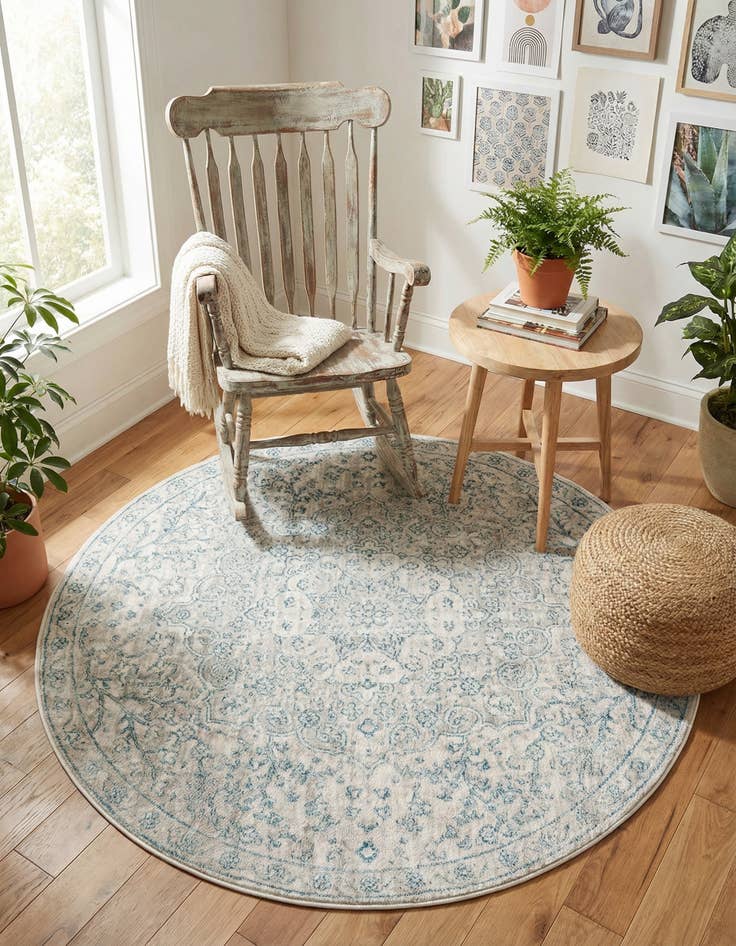 Detail image of 4' x 4' Newport Round Rug