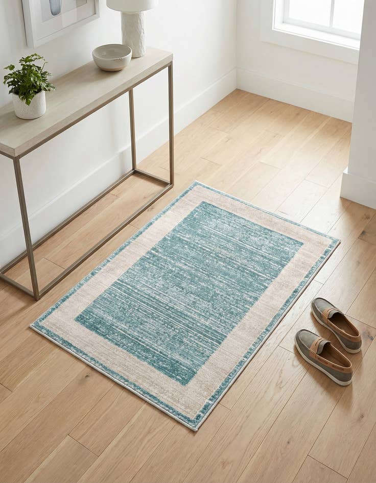 Detail image of 2' x 3' Uptown Yorkville Rug