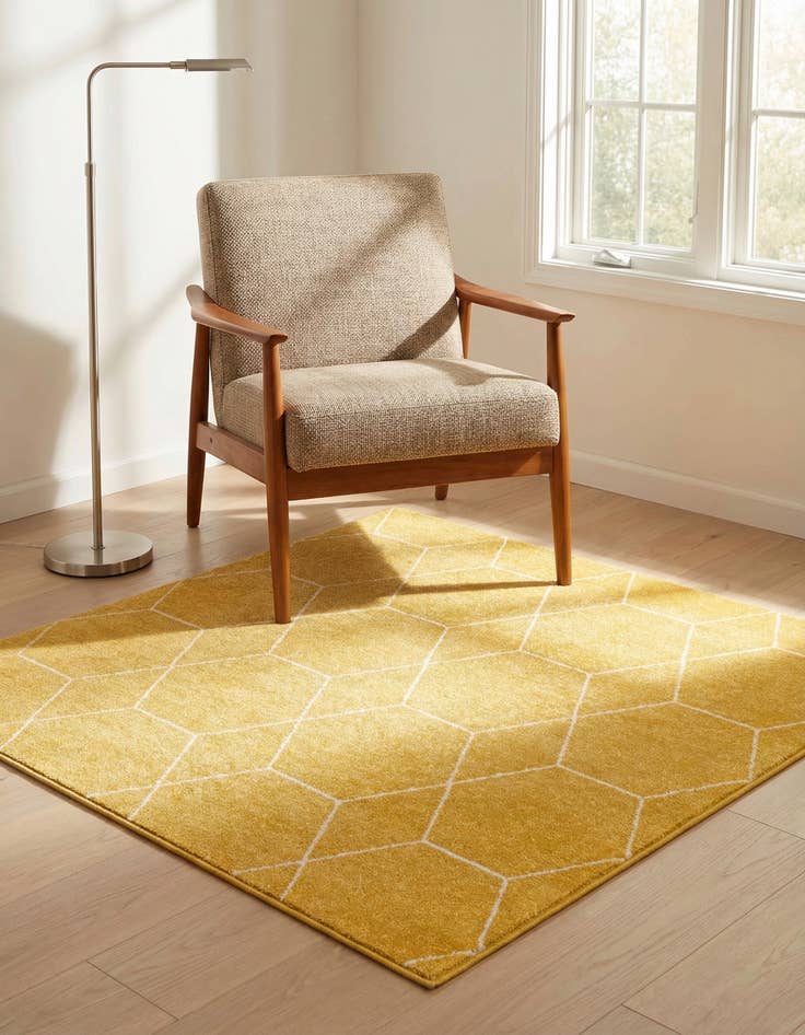 Detail image of 4' x 4' Lattice Frieze Square Rug