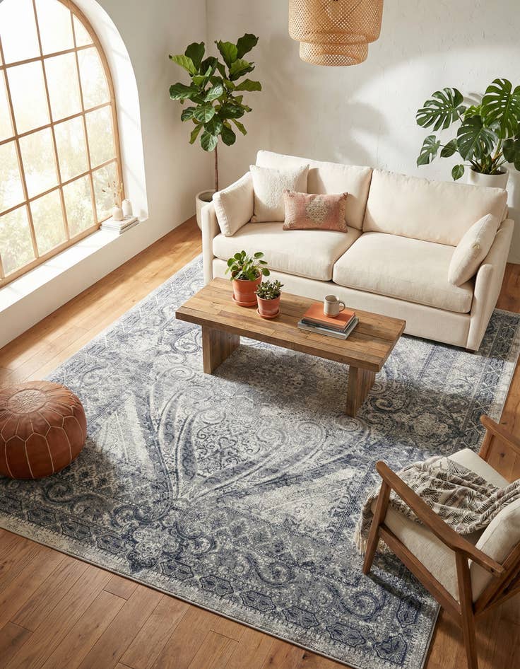 Detail image of 7' 10 x 10' Eliza Rug