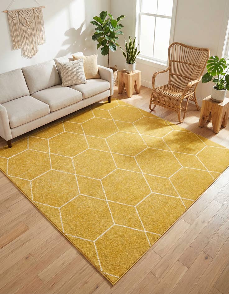 Detail image of 7' x 7' Lattice Frieze Square Rug