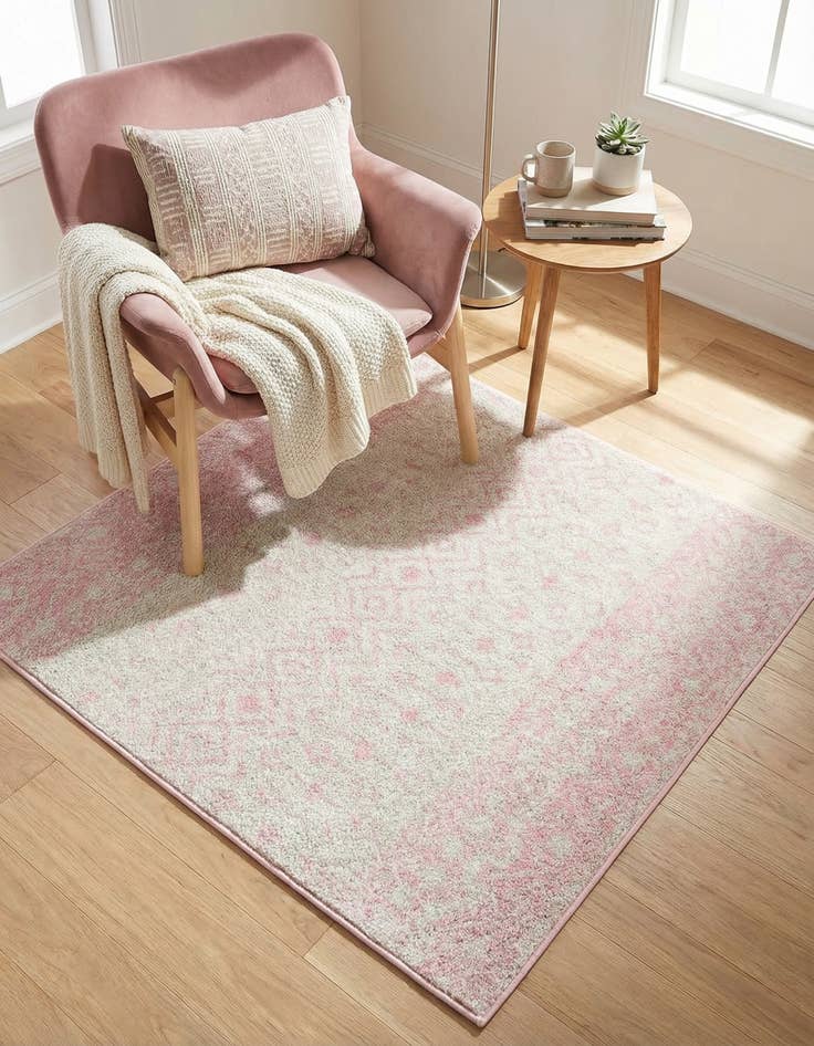 Detail image of 4' x 4' Moroccan Trellis Square Rug