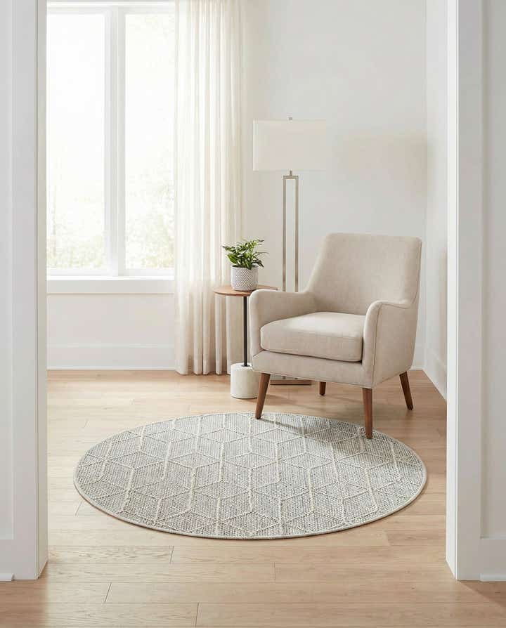 3' 1 x 3' 1 Easy-Clean Lattice Indoor / Outdoor Round Rug