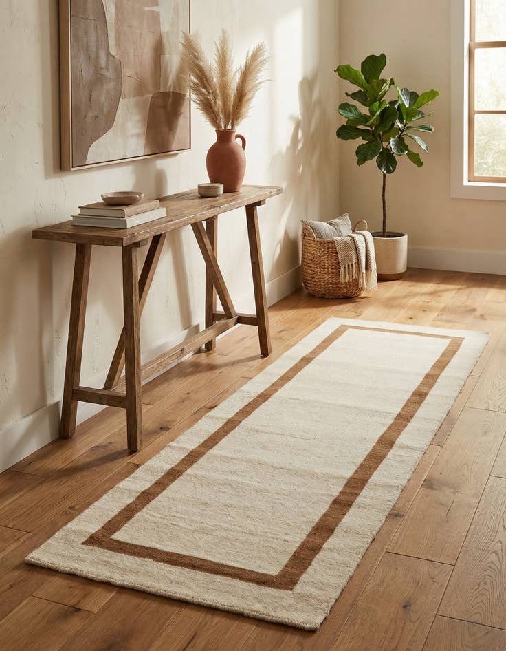 Detail image of 2' x 6' 1 Jill Zarin Border Wool Runner Rug