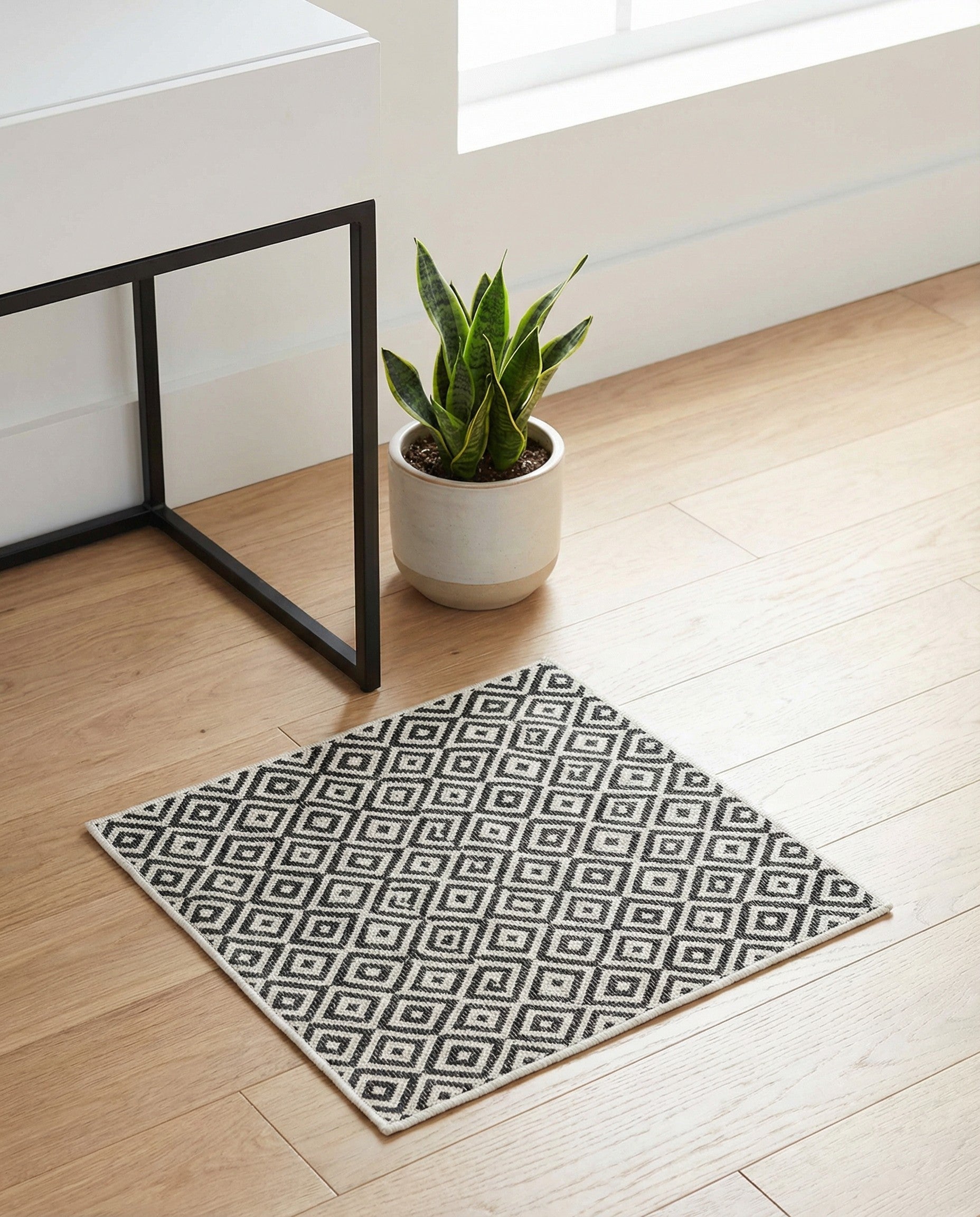 1' 4 x 1' 4 Easy-Clean Jill Zarin Costa Rica Indoor / Outdoor Sample Rug