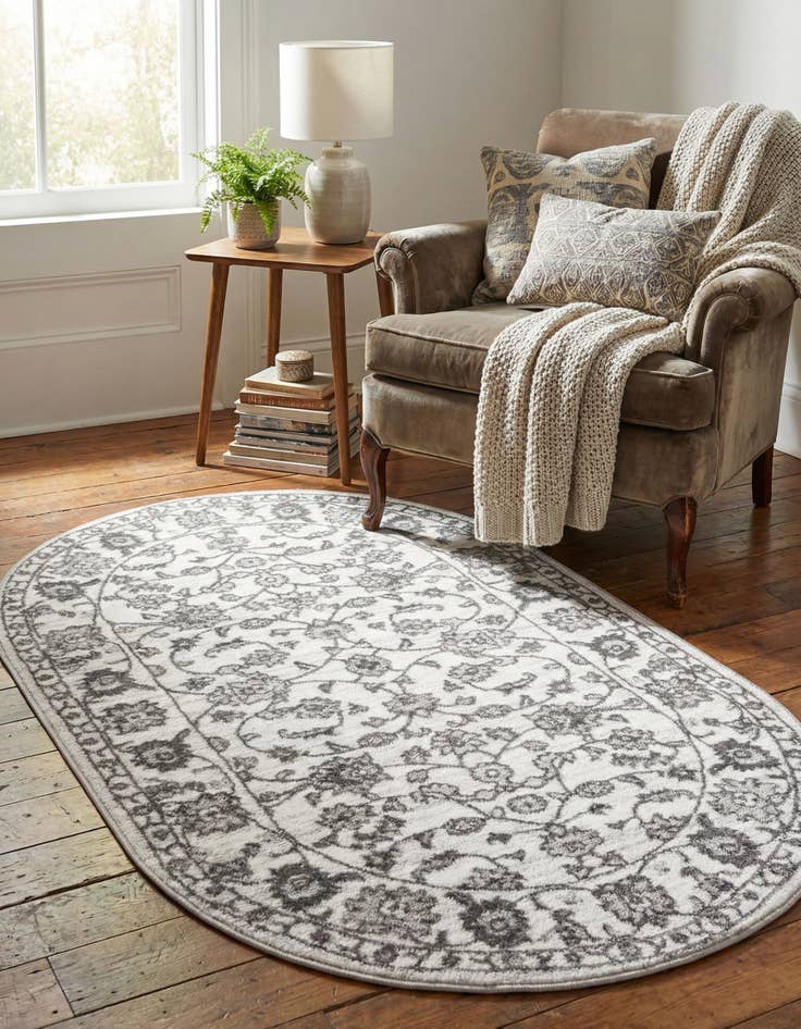 Detail image of 3' 3 x 5' 3 Boston Oval Rug