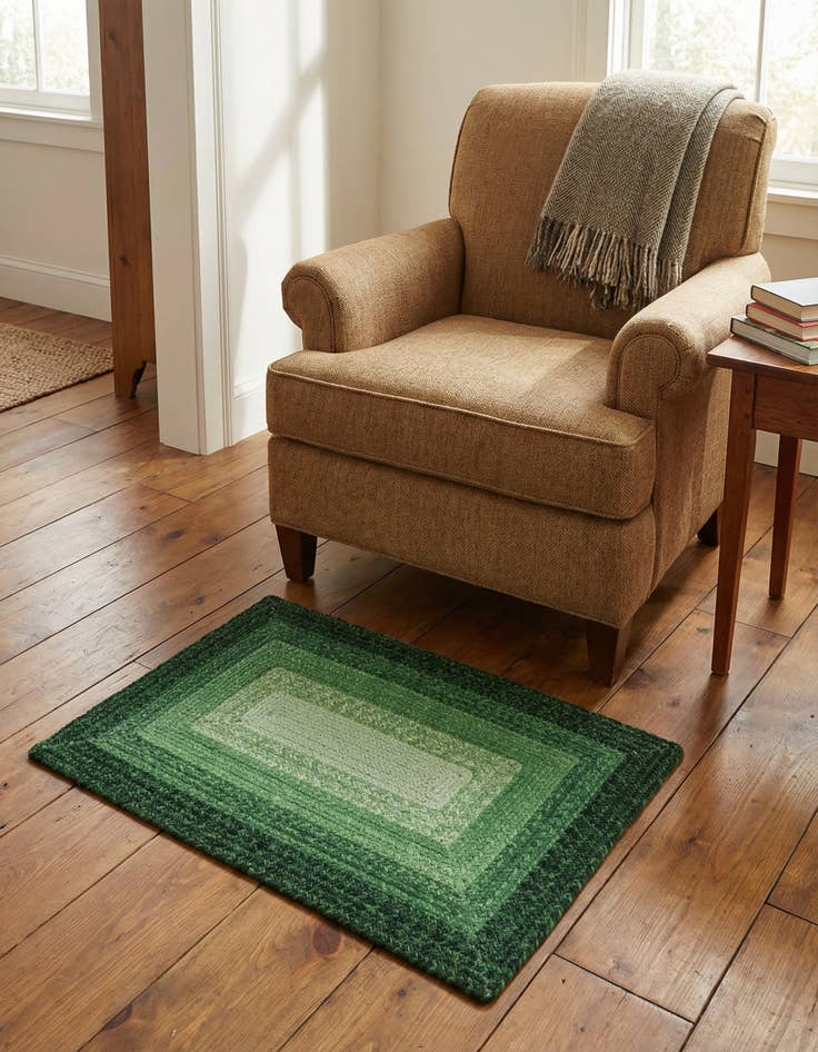 Detail image of 2' x 3' 1 Handmade Hand Braided Wool Rug