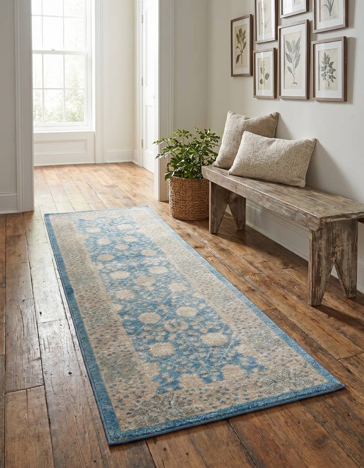 Detail image of 2' x 6' Vienna Runner Rug