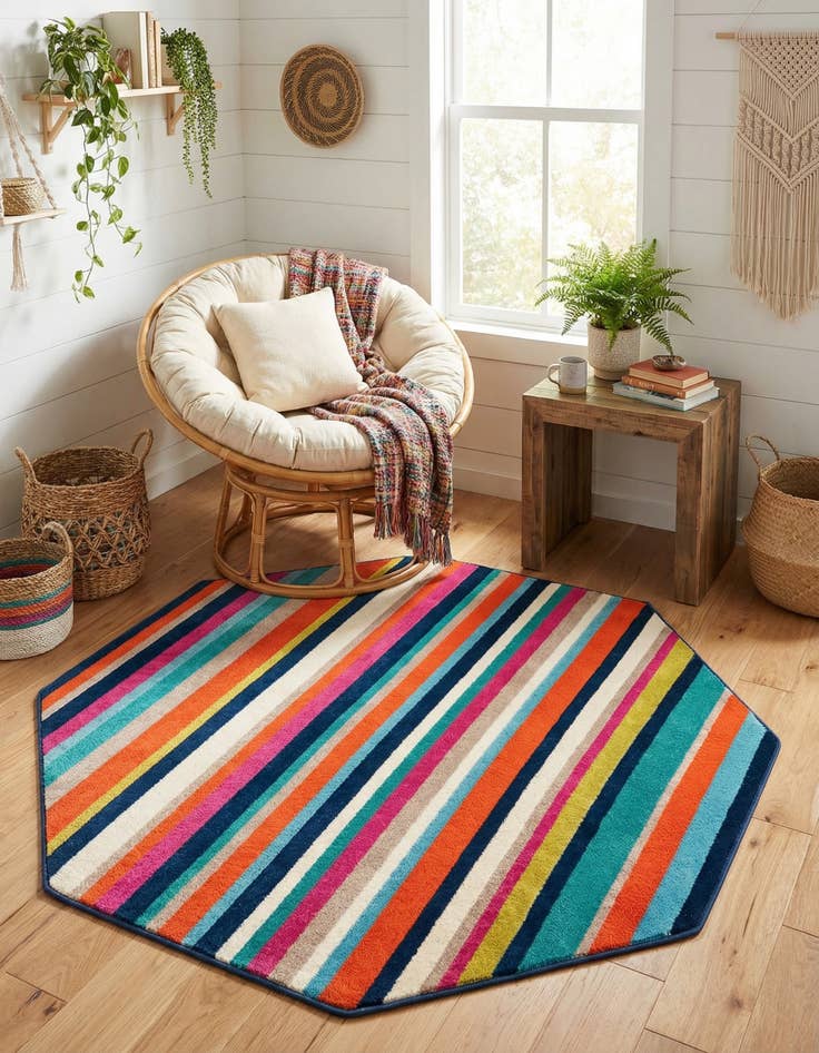 Detail image of 5' 3 x 5' 3 Azalea Octagon Rug