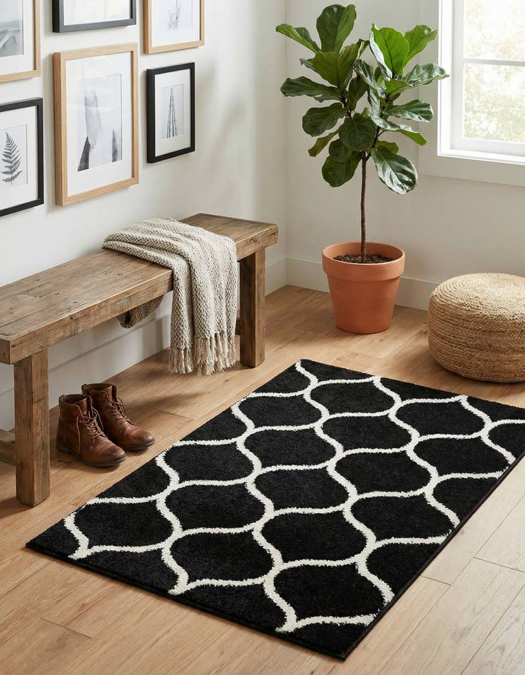 Detail image of 2' x 3' Lattice Frieze Rug