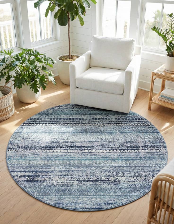 Detail image of 5' 2 x 5' 2 Malibu Round Rug